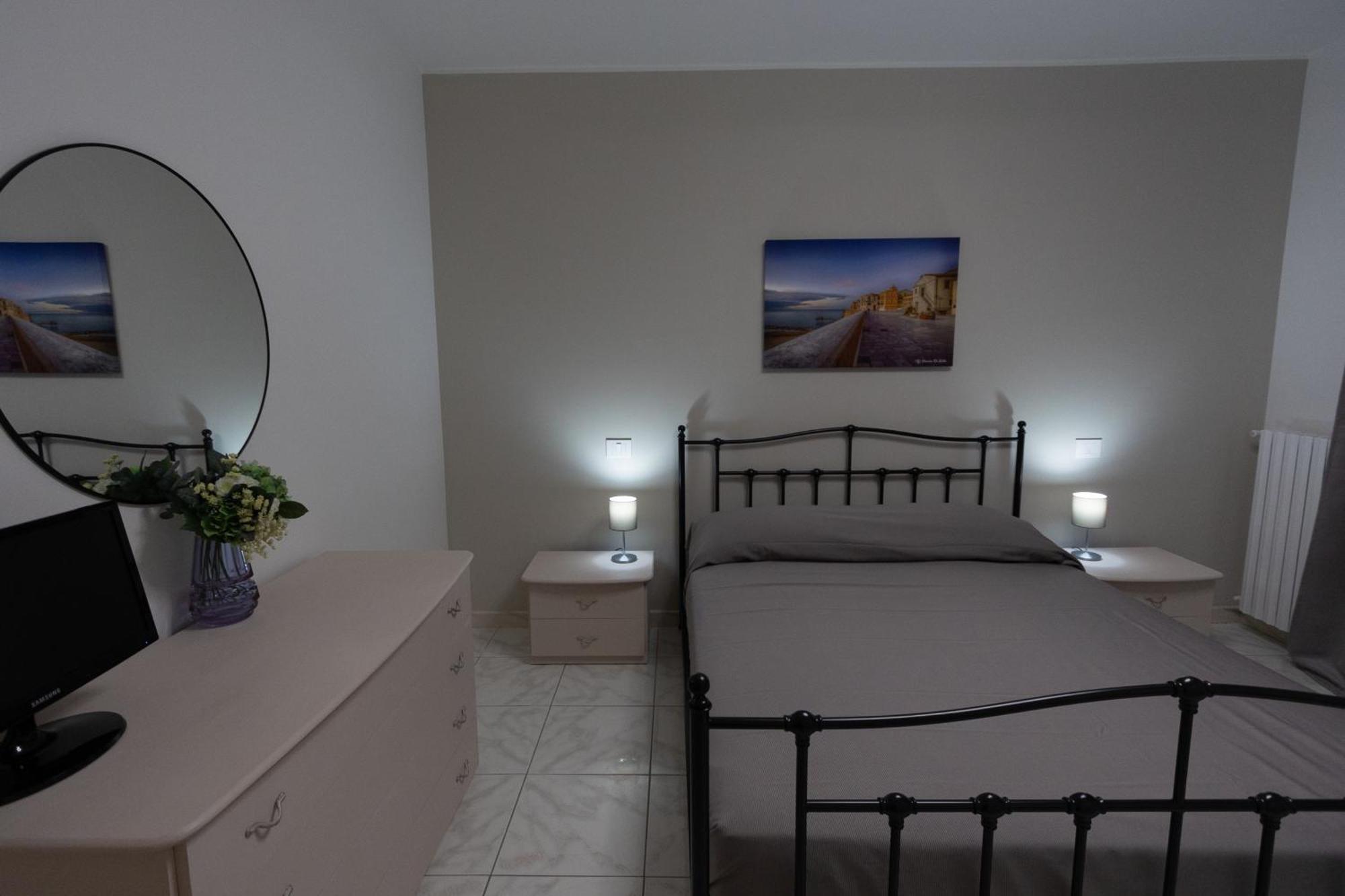 Casa Vacanze Dolce Vita แตร์โมลิ ภายนอก รูปภาพ