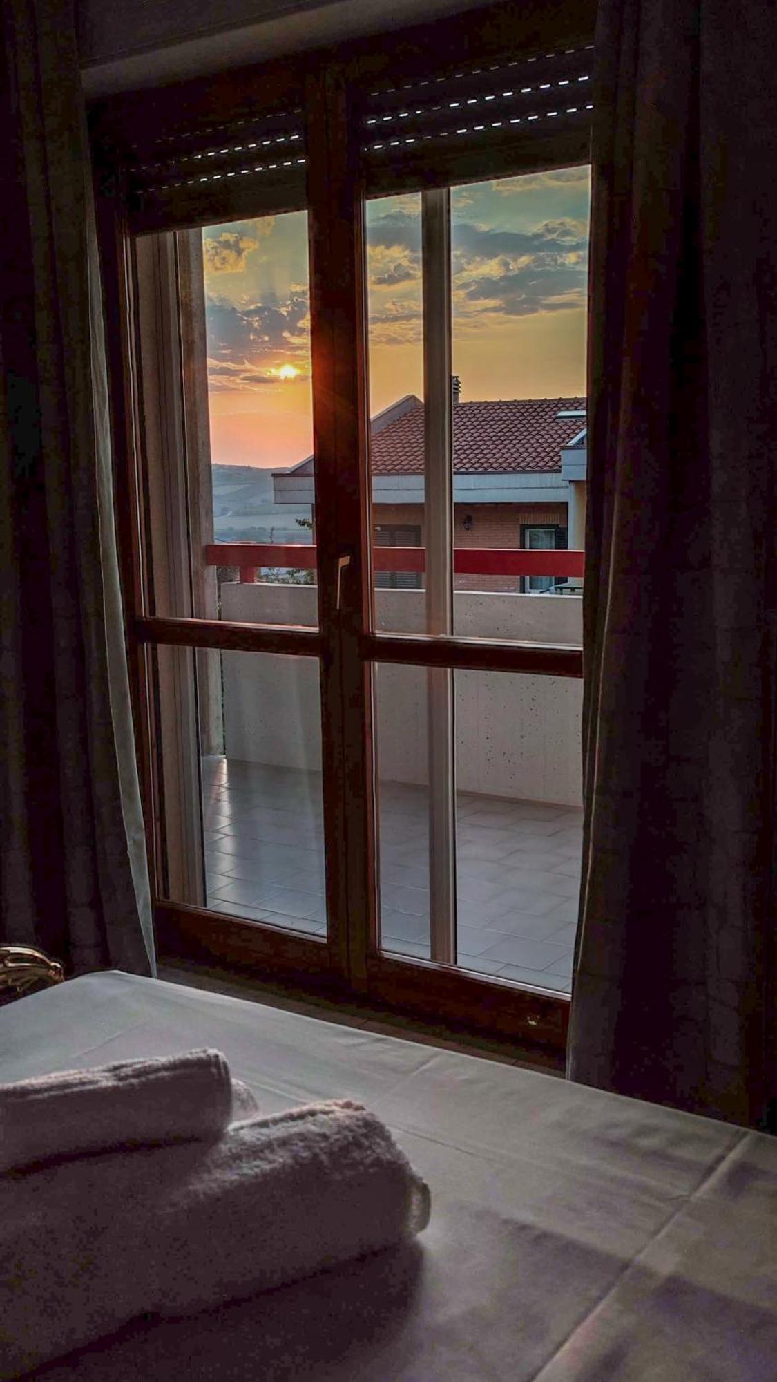 Casa Vacanze Dolce Vita แตร์โมลิ ภายนอก รูปภาพ
