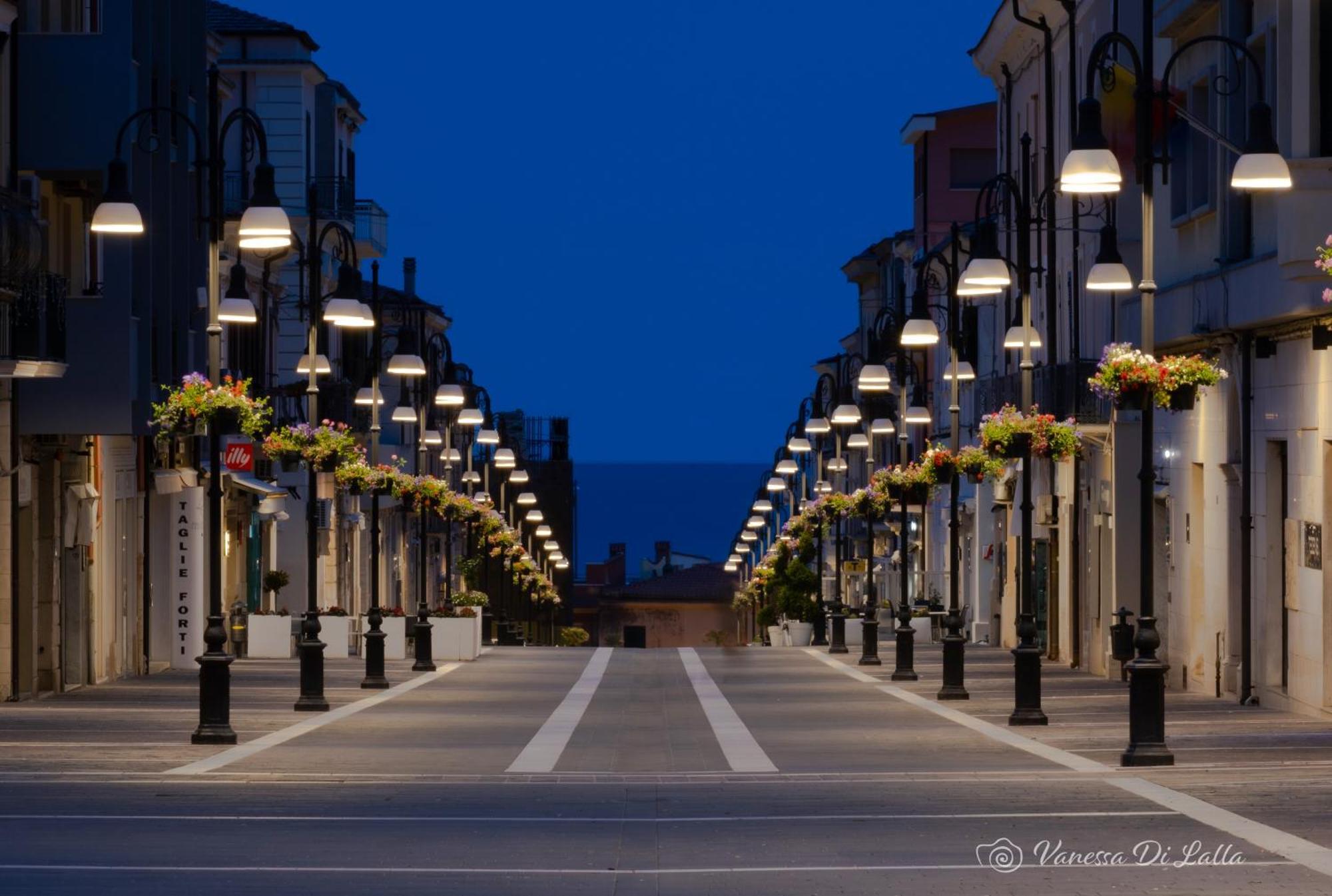 Casa Vacanze Dolce Vita แตร์โมลิ ภายนอก รูปภาพ