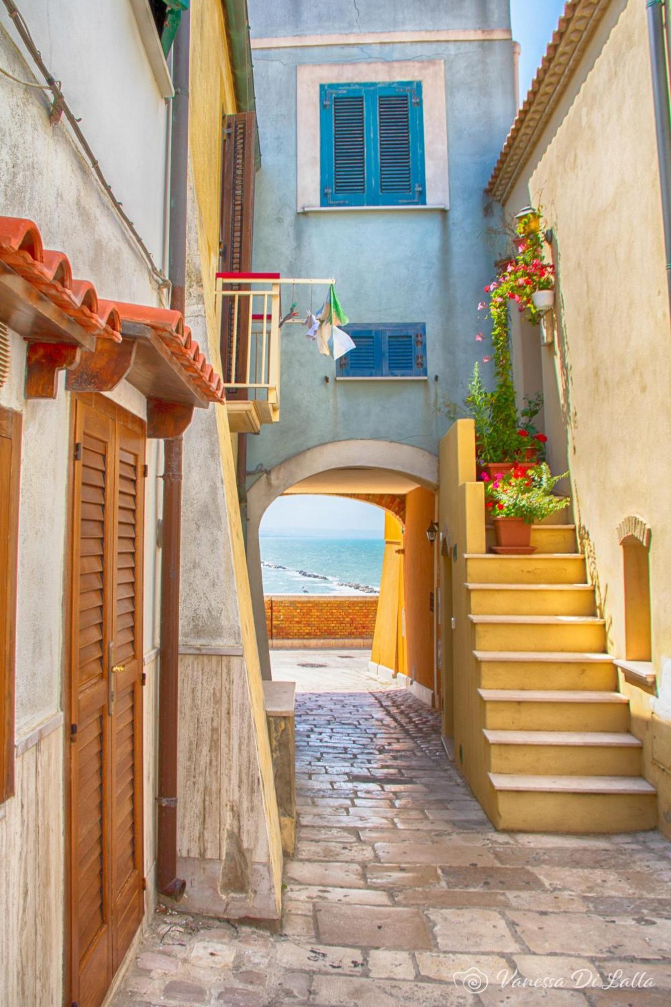 Casa Vacanze Dolce Vita แตร์โมลิ ภายนอก รูปภาพ